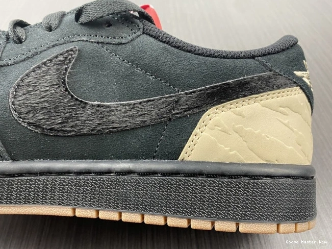 Air Low 1 Jordan SoleFly DN3400-001 x Carnivore 0714